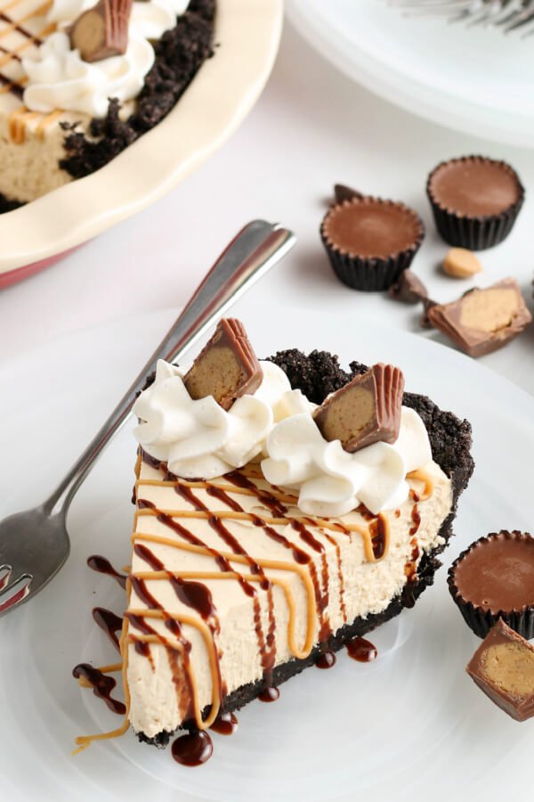 rebanada de pastel en un plato