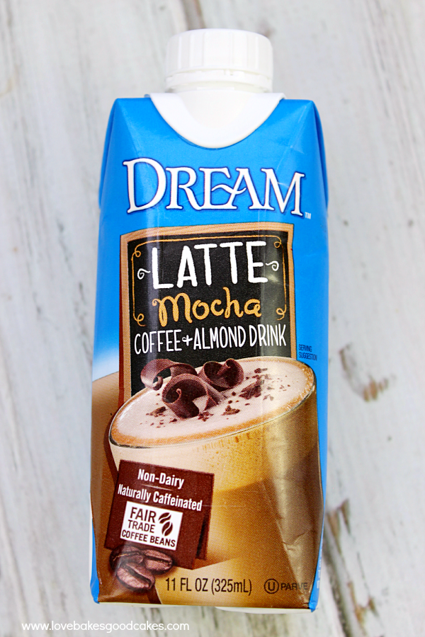 Leche de menta sin lácteos: ¡sabe como una bebida de café cara! #DREAMLatte #anuncio Dream Latte Moka Coffee Bebida de almendras.