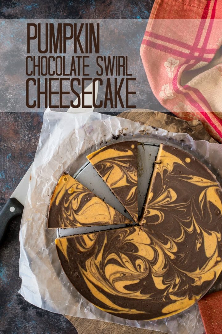 Tarta de queso con chocolate y calabaza marmoleada