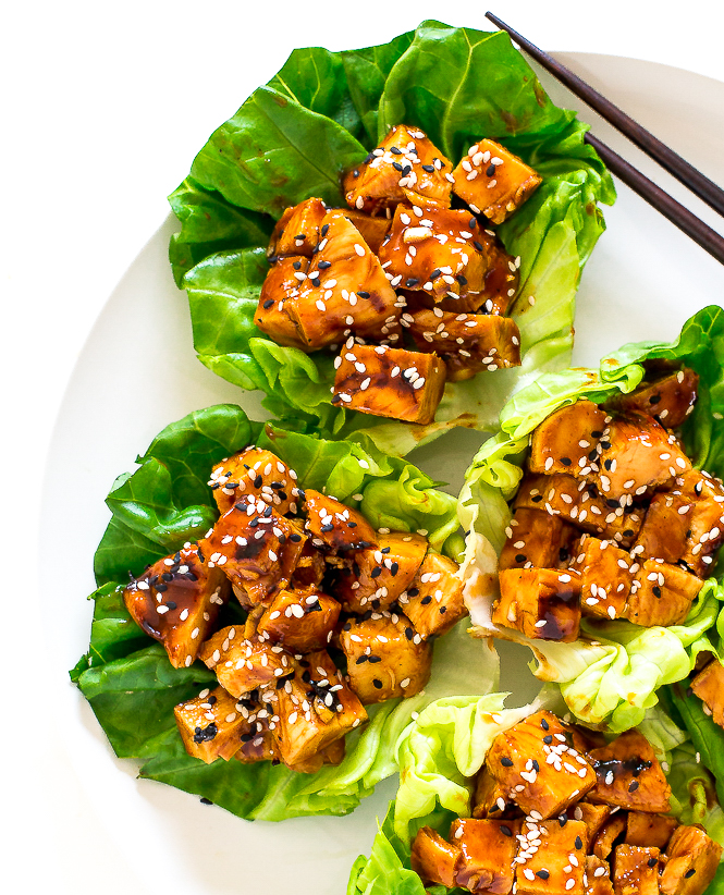 Wraps de lechuga con pollo Hoisin | chefsavvy.com