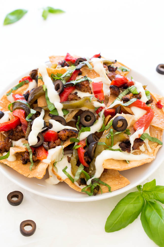nachos italianos | chefsavvy.com #receta #nachos #aperitivo #italiano