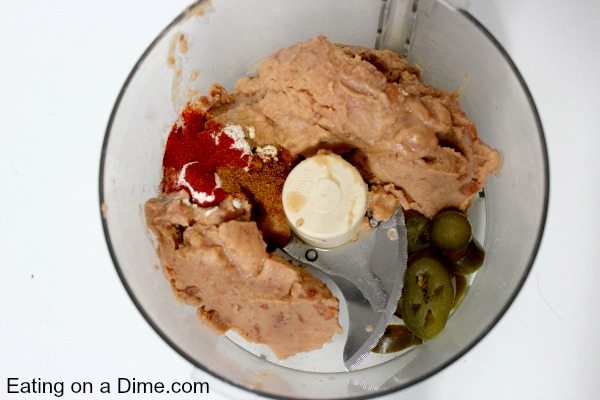 Receta de salsa frita: mezcle en el procesador de alimentos
