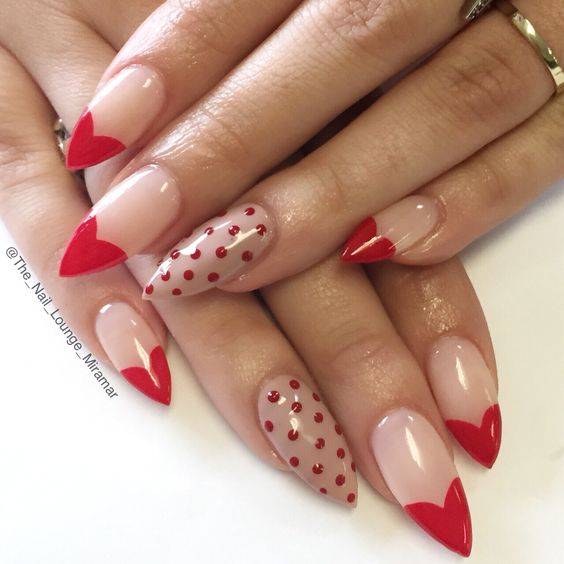 diseño de uñas del día de san valentín