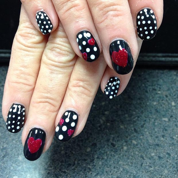 diseño de uñas del día de san valentín