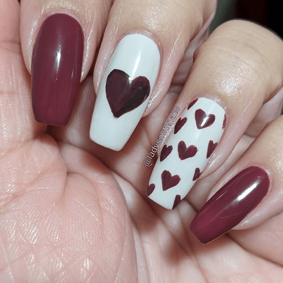 diseño de uñas del día de san valentín