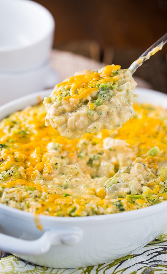 Cazuela De Arroz Con Brócoli Y Queso