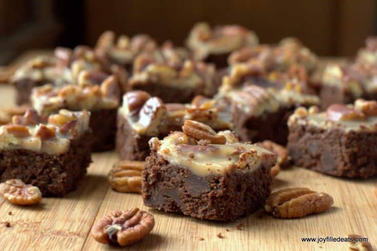 Praline Pecan Keto Brownie - Bajo en carbohidratos, THM S. Sin gluten