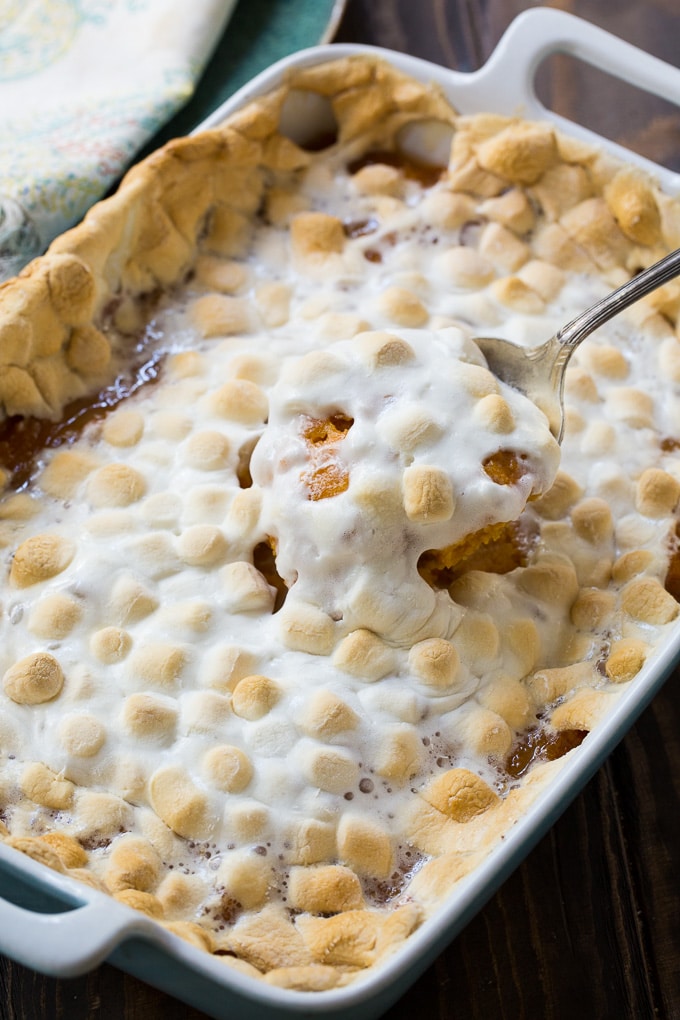 Cazuela de camote con topping de malvavisco