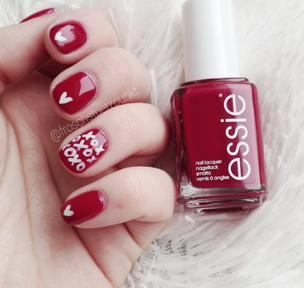 diseño de uñas del día de san valentín